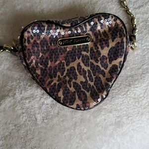 Betsey Jonhnson heart shaped crossbody purse